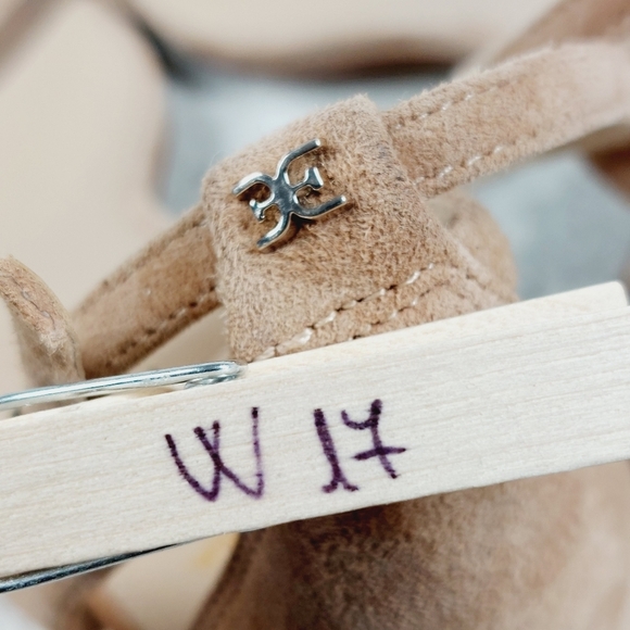 NEW Sam Edelman Tan Ankle Strap Buckle Low Block Heel Sandals W17 - Picture 14 of 14